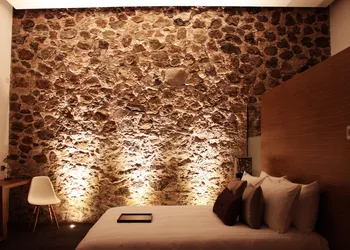 MO17 Hotel Boutique hotel thumbnail 8