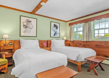 Mid-Town Motel hotel thumbnail 4