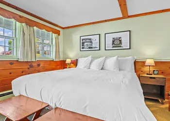 Mid-Town Motel hotel thumbnail 5