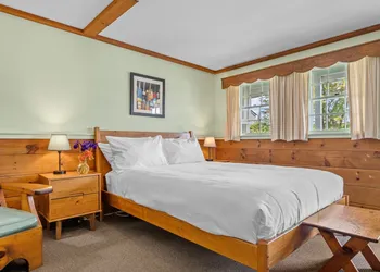 Mid-Town Motel hotel thumbnail 6