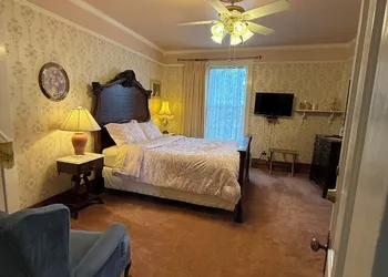 Roseberry House Bed & Breakfast hotel thumbnail 2