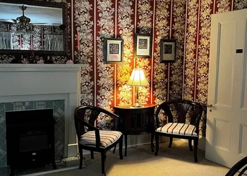 Commodore Bed and Breakfast hotel thumbnail 3