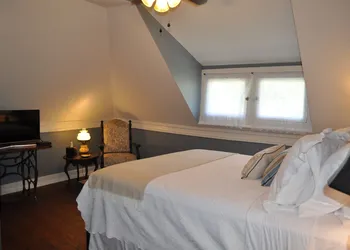 Kennedy Manor B&B hotel thumbnail 7