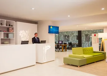 Fiesta Inn Express Perinorte hotel thumbnail 4