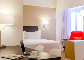 Fiesta Inn Express Perinorte hotel thumbnail 7