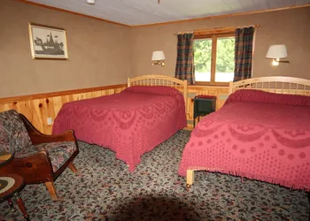 Blue Gentian Lodge at Magic Mountain hotel thumbnail 6