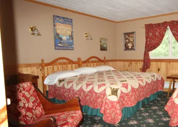 Blue Gentian Lodge at Magic Mountain hotel thumbnail 7