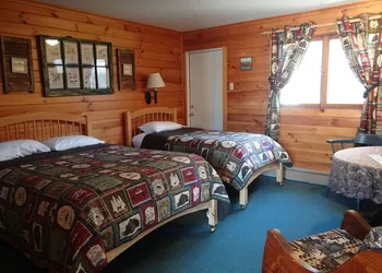 Blue Gentian Lodge at Magic Mountain hotel thumbnail 8