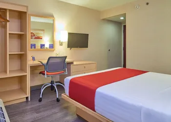 City Express by Marriott Zacatecas hotel thumbnail 8