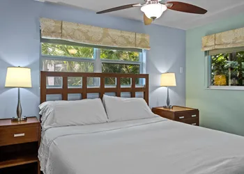 Sun Dek Beach House hotel thumbnail 4