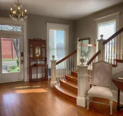 Katy House Bed and Breakfast hotel detail image 3