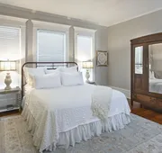 Katy House Bed and Breakfast hotel detail image 5