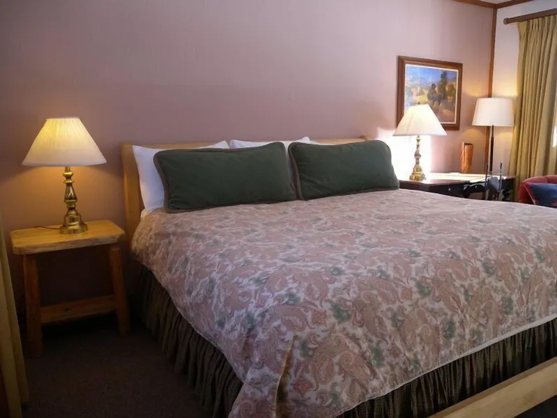 Redstone Cliffs Lodge hotel detail image 6