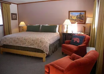 Redstone Cliffs Lodge hotel thumbnail 7