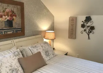 Snowgoose Pond Bed & Breakfast hotel thumbnail 7