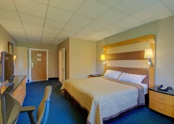 THE VICTORIAN MOTEL AND RV PARK by Capital O hotel thumbnail 5