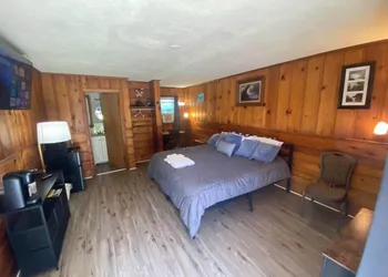Heart of the Berkshires hotel thumbnail 2