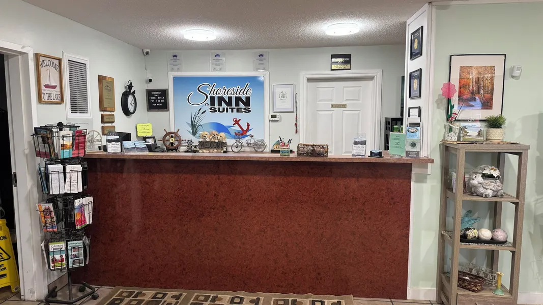 Shoreside Inn & Suites hotel detail image 2