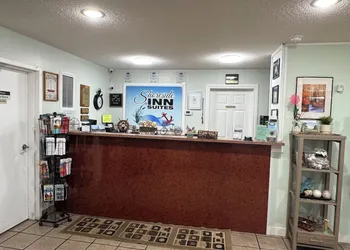 Shoreside Inn & Suites hotel thumbnail 3