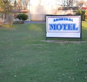 Admiral Motel hotel detail image 7