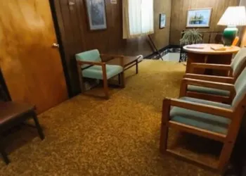 Love Hotels Voyageur by OYO at International Falls MN hotel thumbnail 6