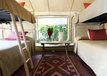 Okavango hotel thumbnail 4