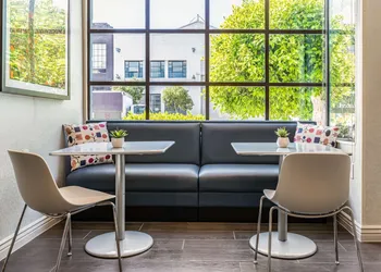 Signature San Francisco hotel thumbnail 3