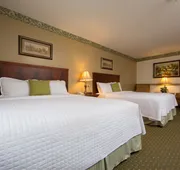 Villa Roma Resort and Conference Center hotel detail image 4