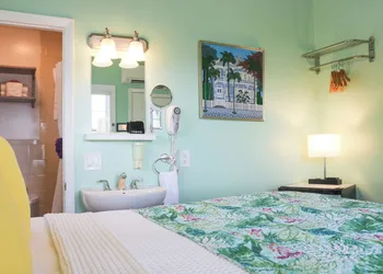 Caribbean House hotel thumbnail 7