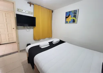 Hotel Dulce Luna hotel thumbnail 3