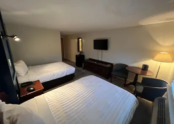 Webb's Year Round Resort hotel thumbnail 7