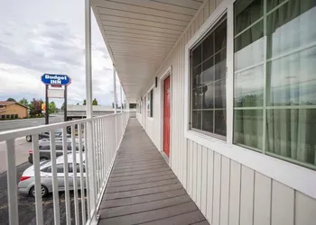 Budget Inn Bend hotel thumbnail 3