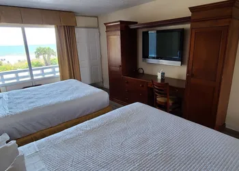 Twilight Surf Hotel Ocean Front hotel thumbnail 3