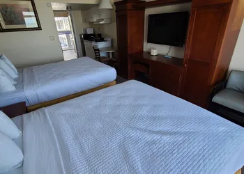 Twilight Surf Hotel Ocean Front hotel thumbnail 4