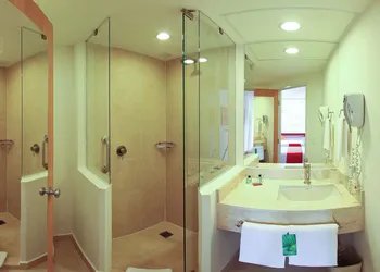 One Xalapa Las Animas hotel thumbnail 6