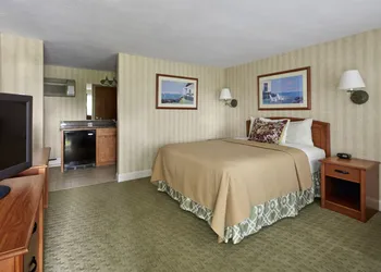 Ogunquit - The Milestone hotel thumbnail 8