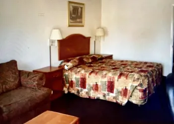 Cajun Inn hotel thumbnail 2