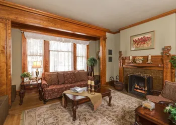Honeybee Inn Bed & Breakfast hotel thumbnail 5