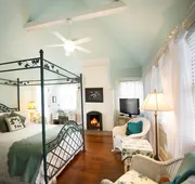 Sugar Magnolia Bed & Breakfast hotel detail image 3