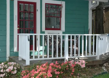 Sugar Magnolia Bed & Breakfast hotel thumbnail 4
