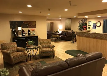 Monument Inn & Suites hotel thumbnail 5