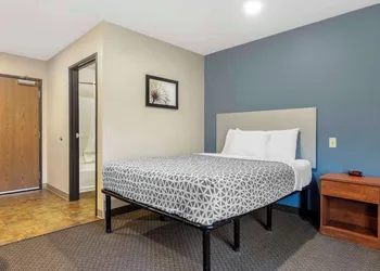 WoodSpring Suites Raleigh Garner hotel thumbnail 3