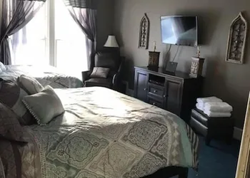 Evans Holly Grove Inn B&B hotel thumbnail 6