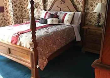 Evans Holly Grove Inn B&B hotel thumbnail 8