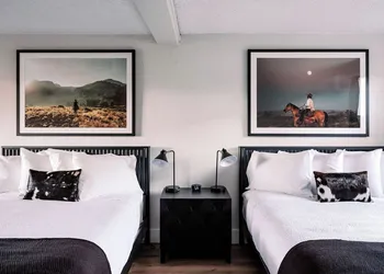 Western Lodge hotel thumbnail 8