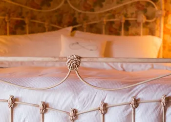 Round Barn Farm B & B Event Center hotel thumbnail 4