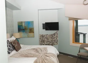 Blue Wave Inn hotel thumbnail 8