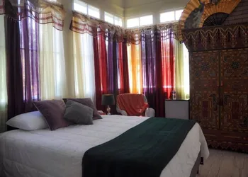 1912 Bed and Breakfast hotel thumbnail 6