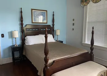 1912 Bed and Breakfast hotel thumbnail 7