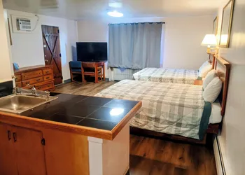 Sands Motel hotel thumbnail 5